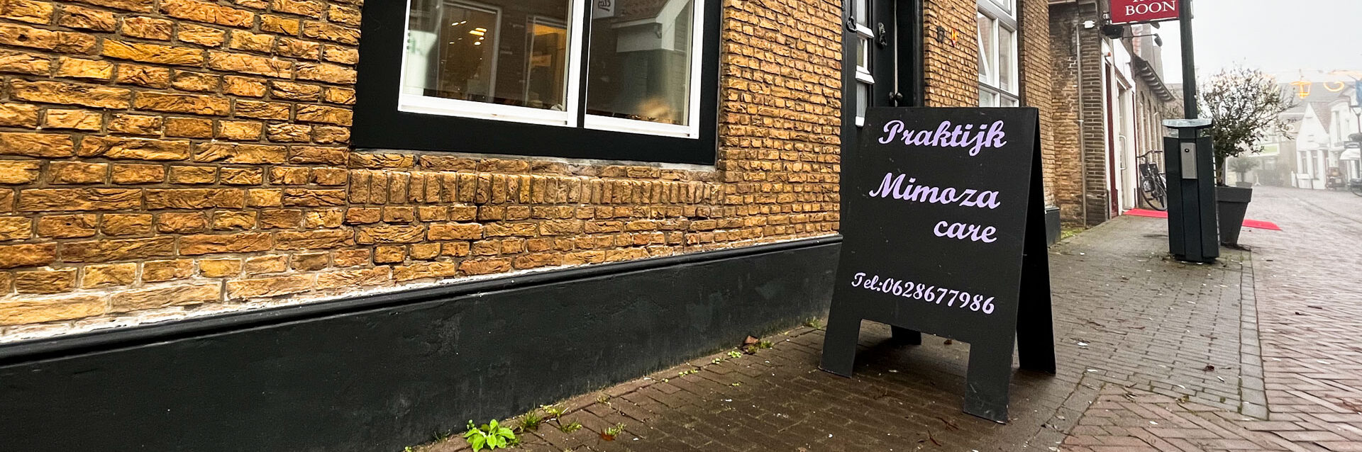 Praktijk Mimoza Care aan de Kerkstraat in Strijen